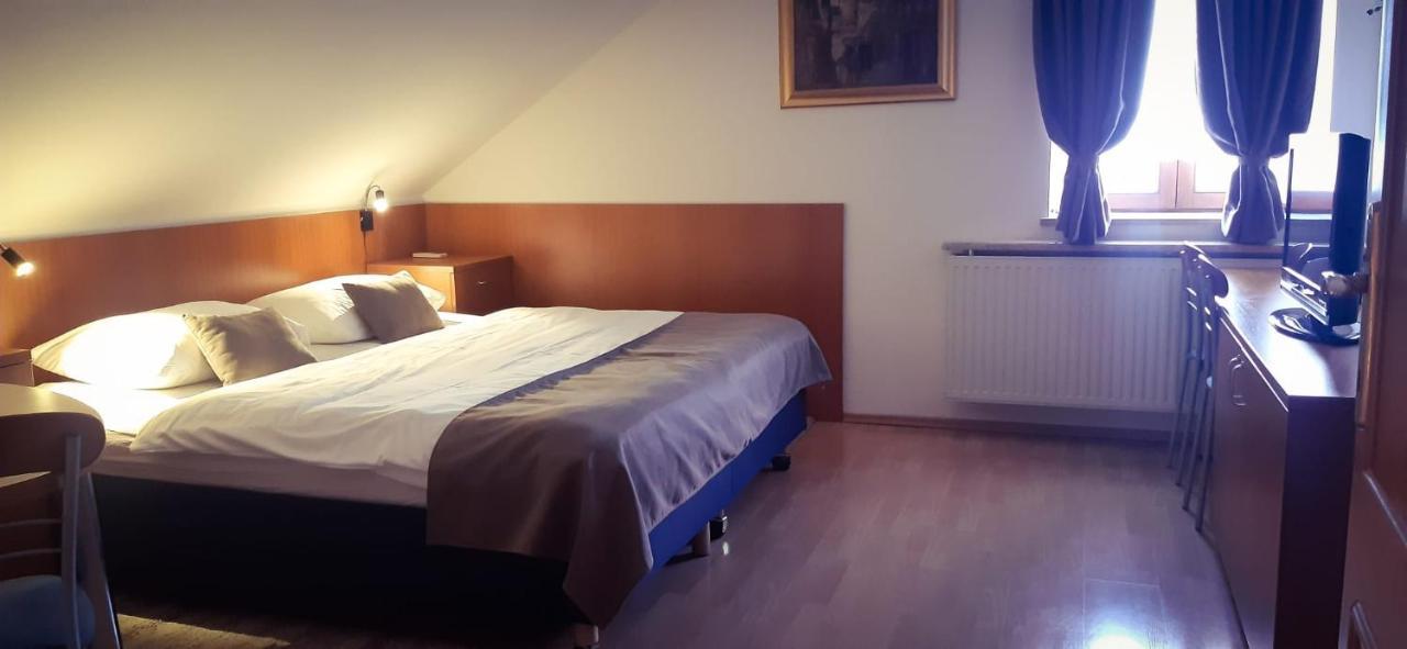 Hotel Pansion Danica Rastovača Esterno foto